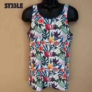 Steele Floral Mesh Tank Top Small Gently worn 90% polyester / 10% elastane